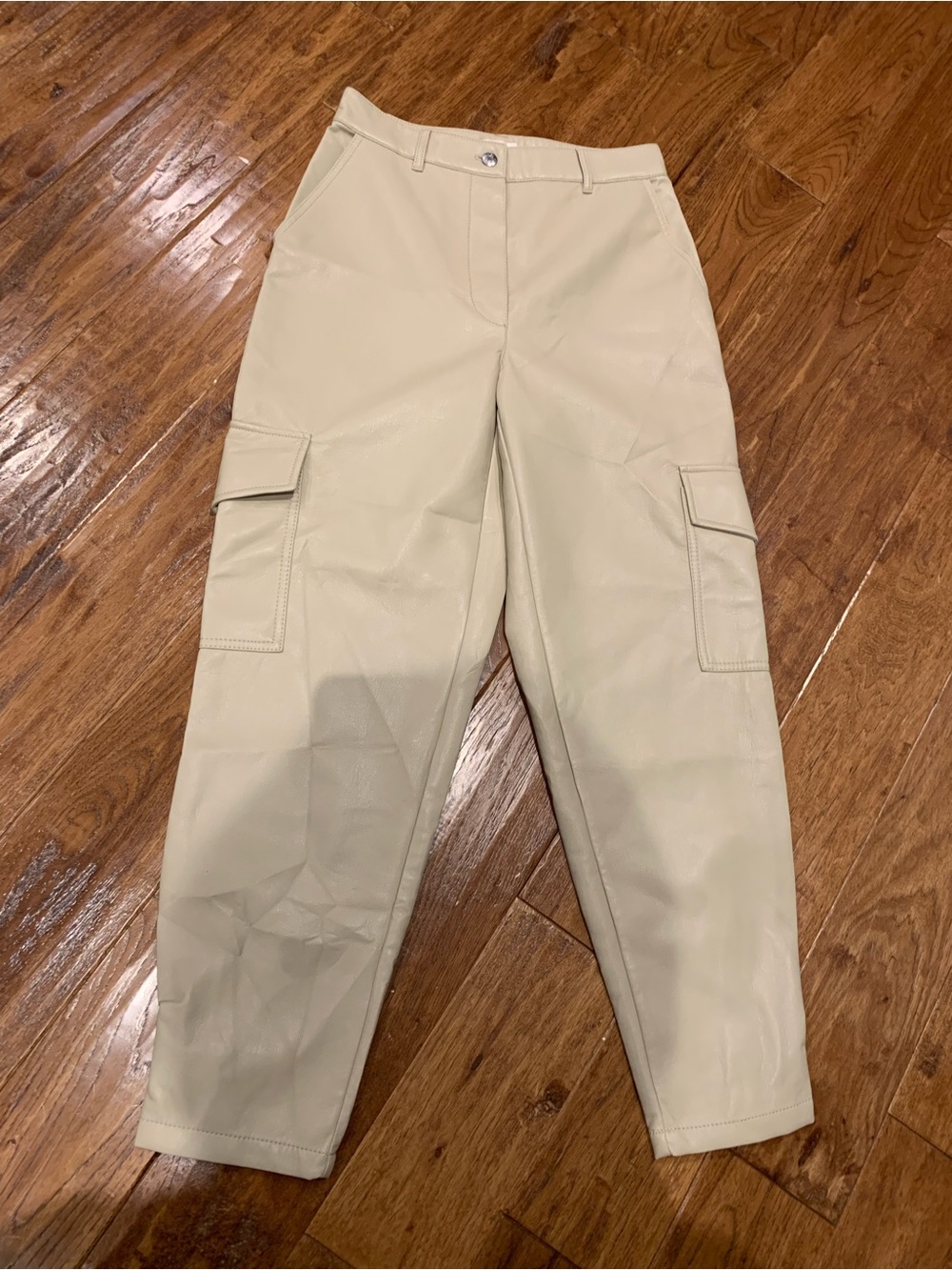Wilfred Women’s Cream Straight-Leg Pleather Cargo Pants